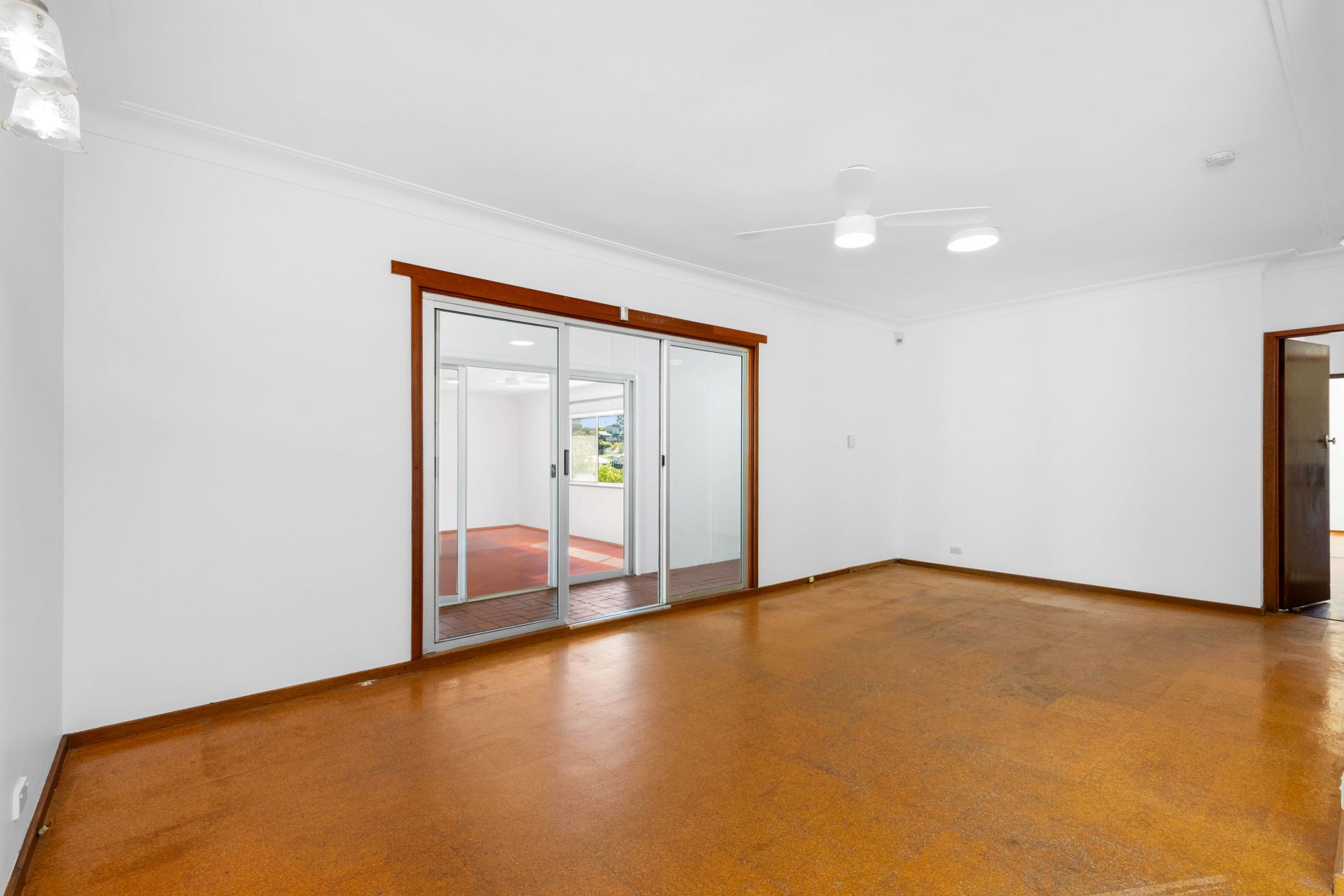 26 Thomas Street, Dudley, Dudley - Thumbnail 3