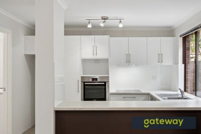 2/11 Brentham Street, Leederville