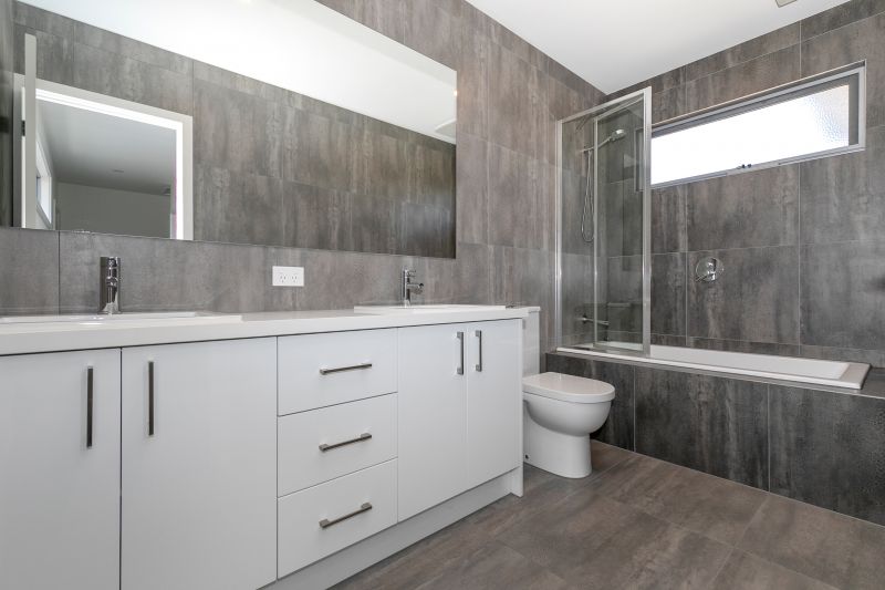 130 The Boulevard, Thomastown