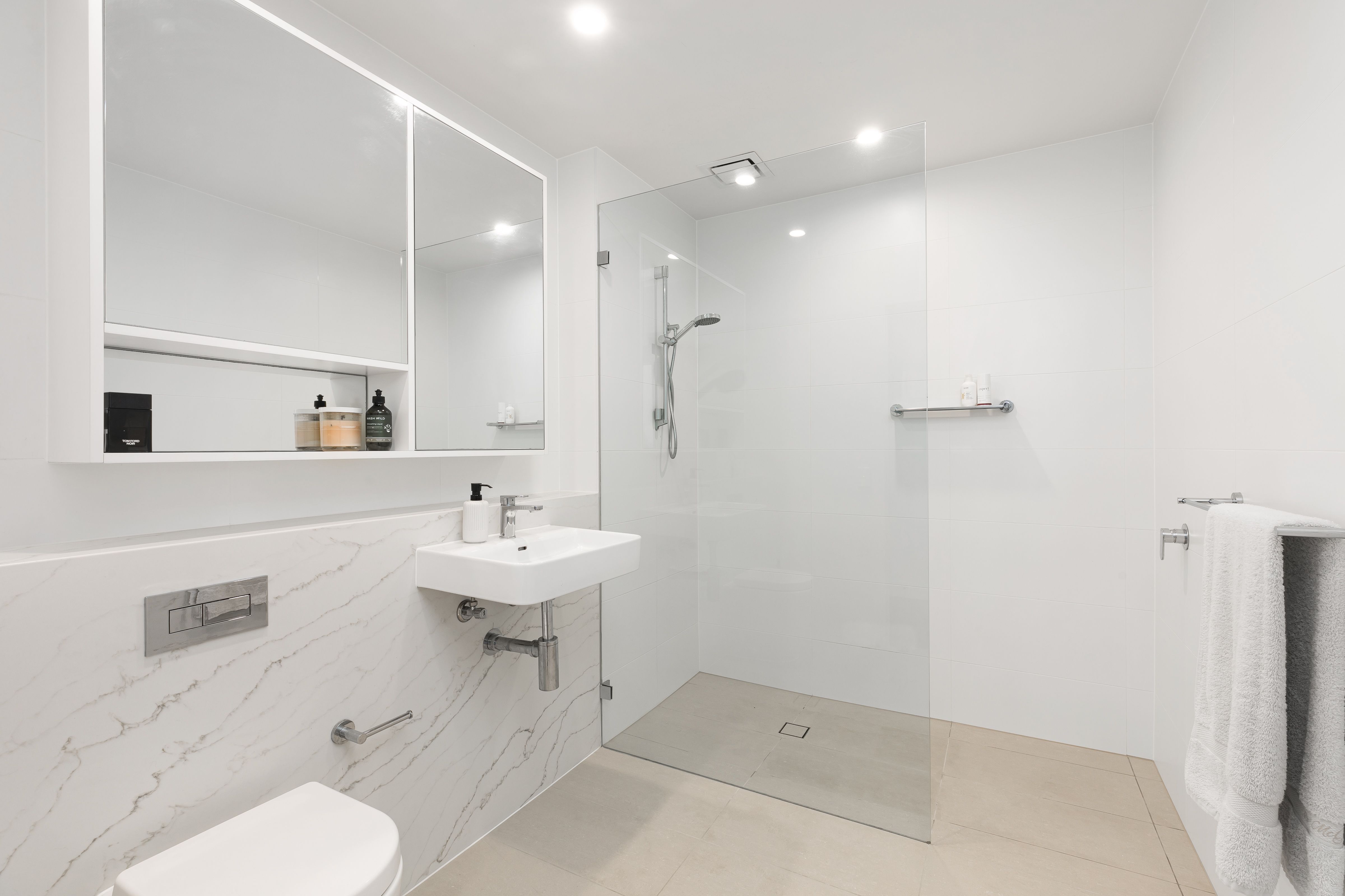 608/8 Foreshore Boulevard, WOOLOOWARE, Woolooware - Thumbnail 6