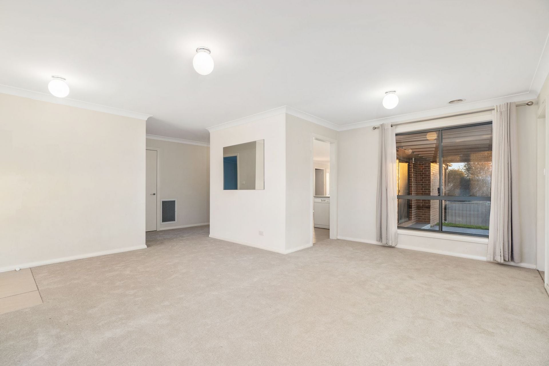 6 Maroney Close Orange NSW, Orange - Thumbnail 4