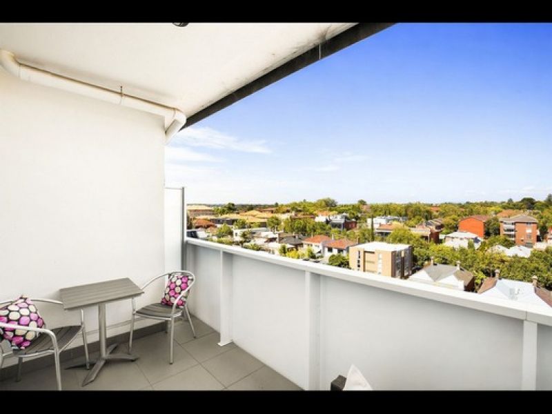 805/77 River Street, South Yarra - Thumbnail 7