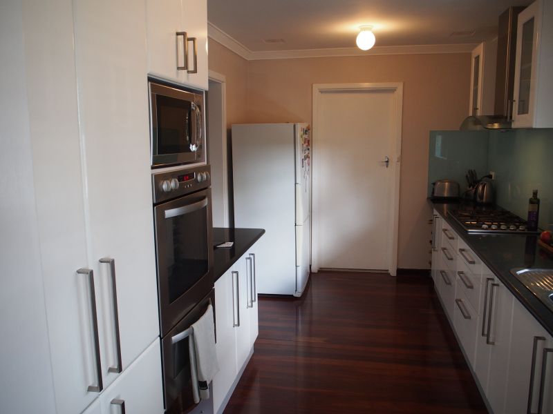 9 Thursley Way, Morley