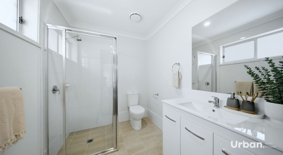 Chisholm 1/3 Aquata Street