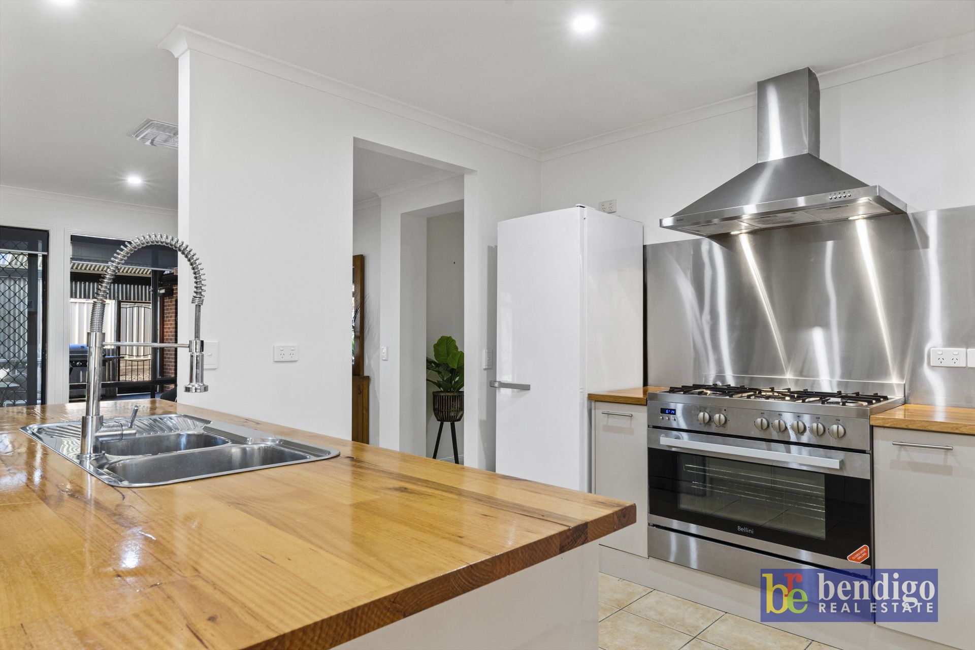 9 Bedarra Court Maiden Gully VIC, Gully - Thumbnail 5