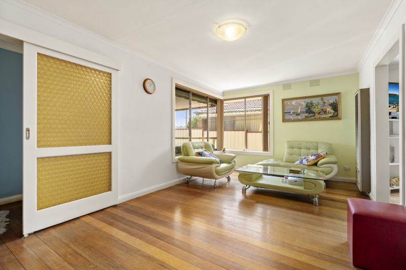 14 Beaumont Crescent, Lalor