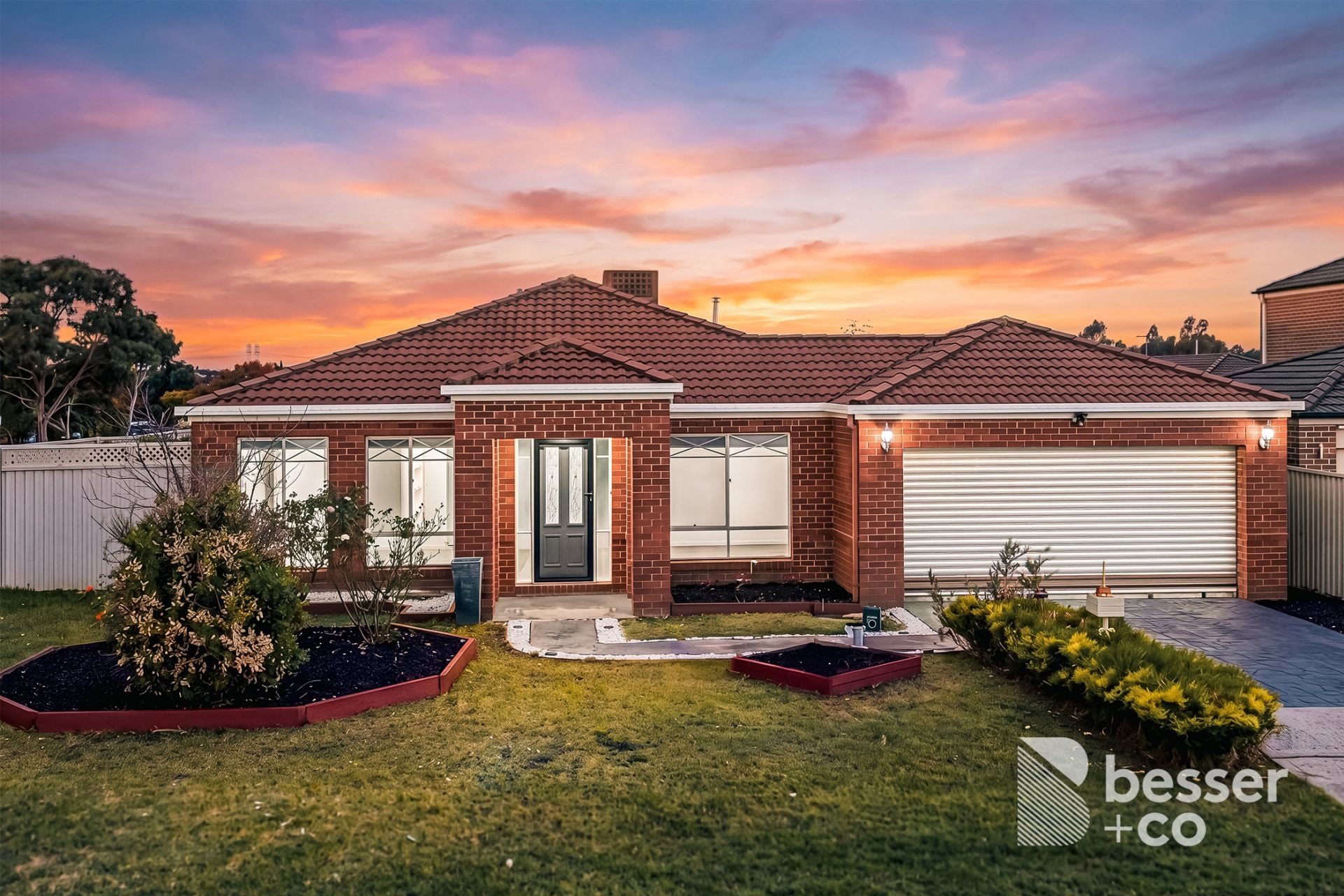 23 Stone Hill Circuit, Cranbourne East - Thumbnail 2