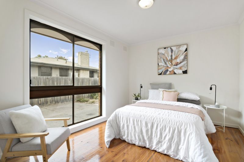 2/10 Goulburn Avenue, Reservoir