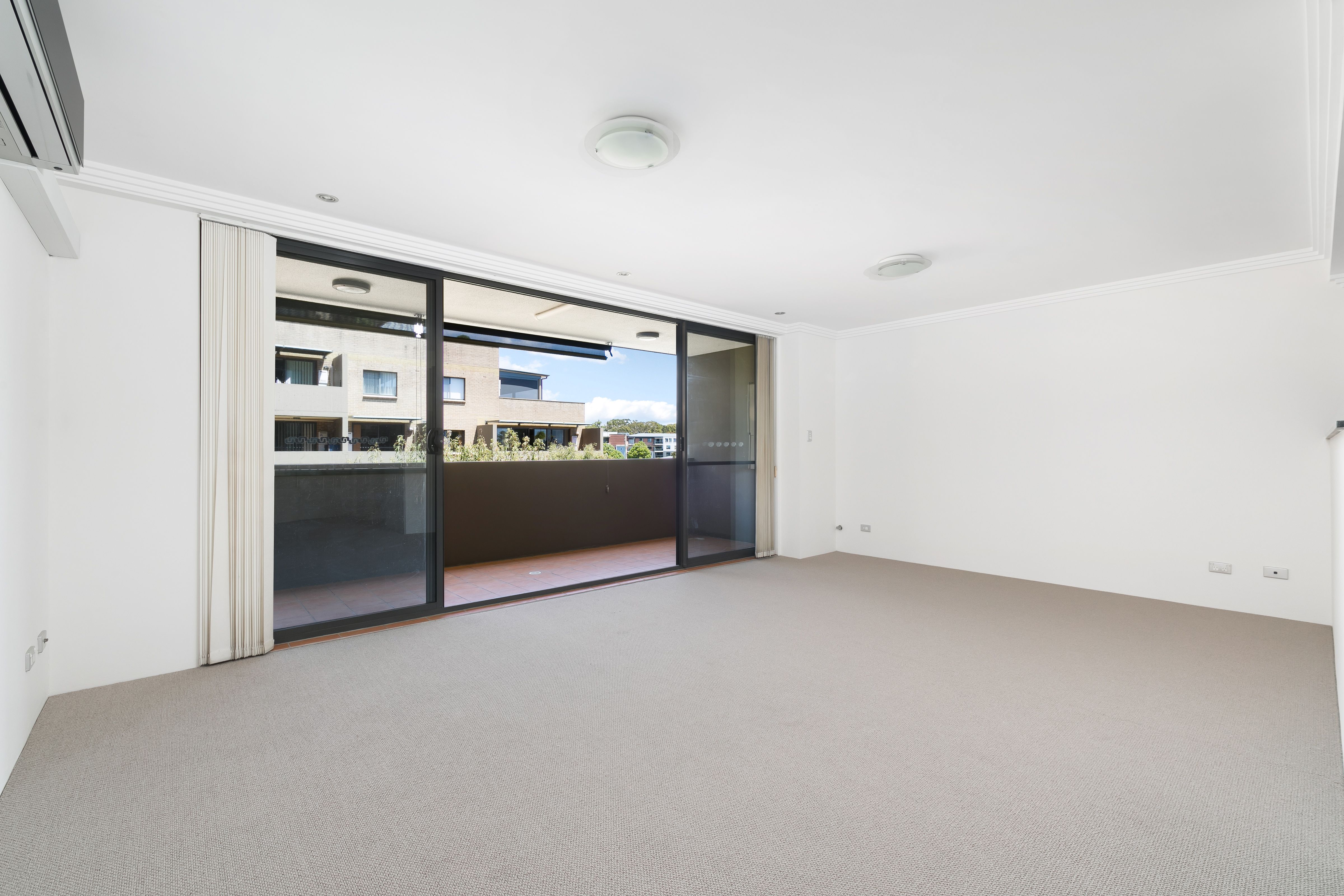 58/8-12 Wandella Road MIRANDA 2228