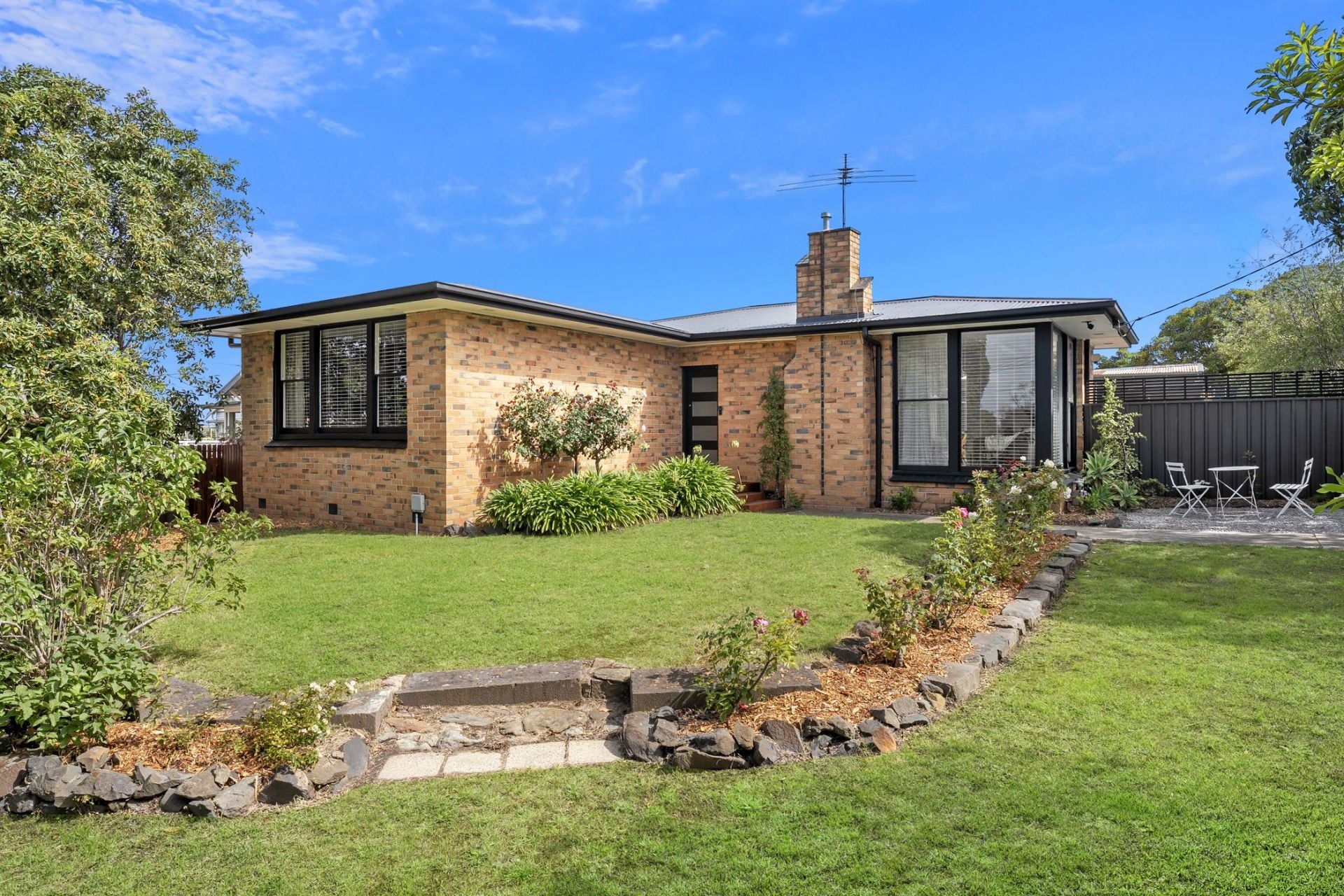 262 High Street, Belmont - Thumbnail 2