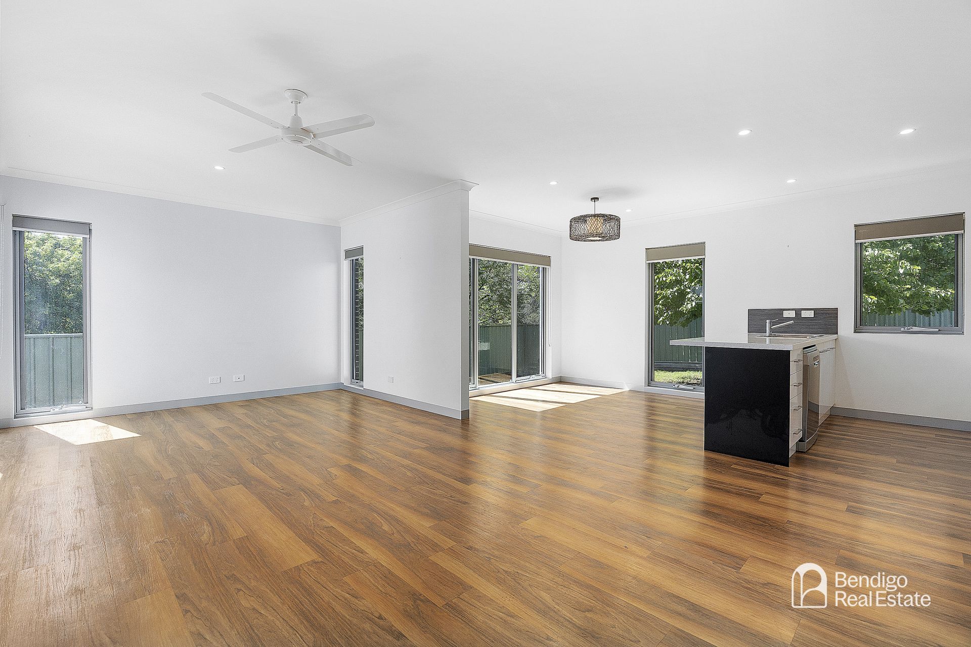 3/31 Houston Street Quarry Hill VIC, Hill - Thumbnail 3