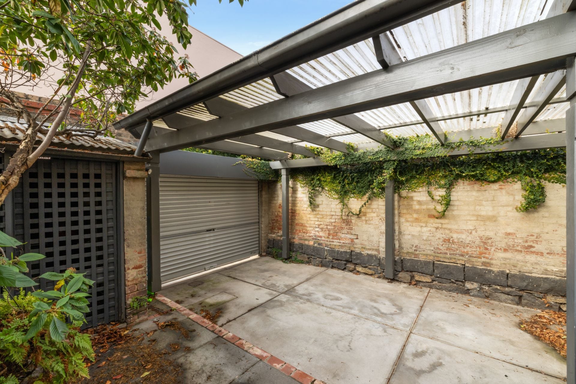 A Distinguished East Melbourne Residence of Enduring Elegance