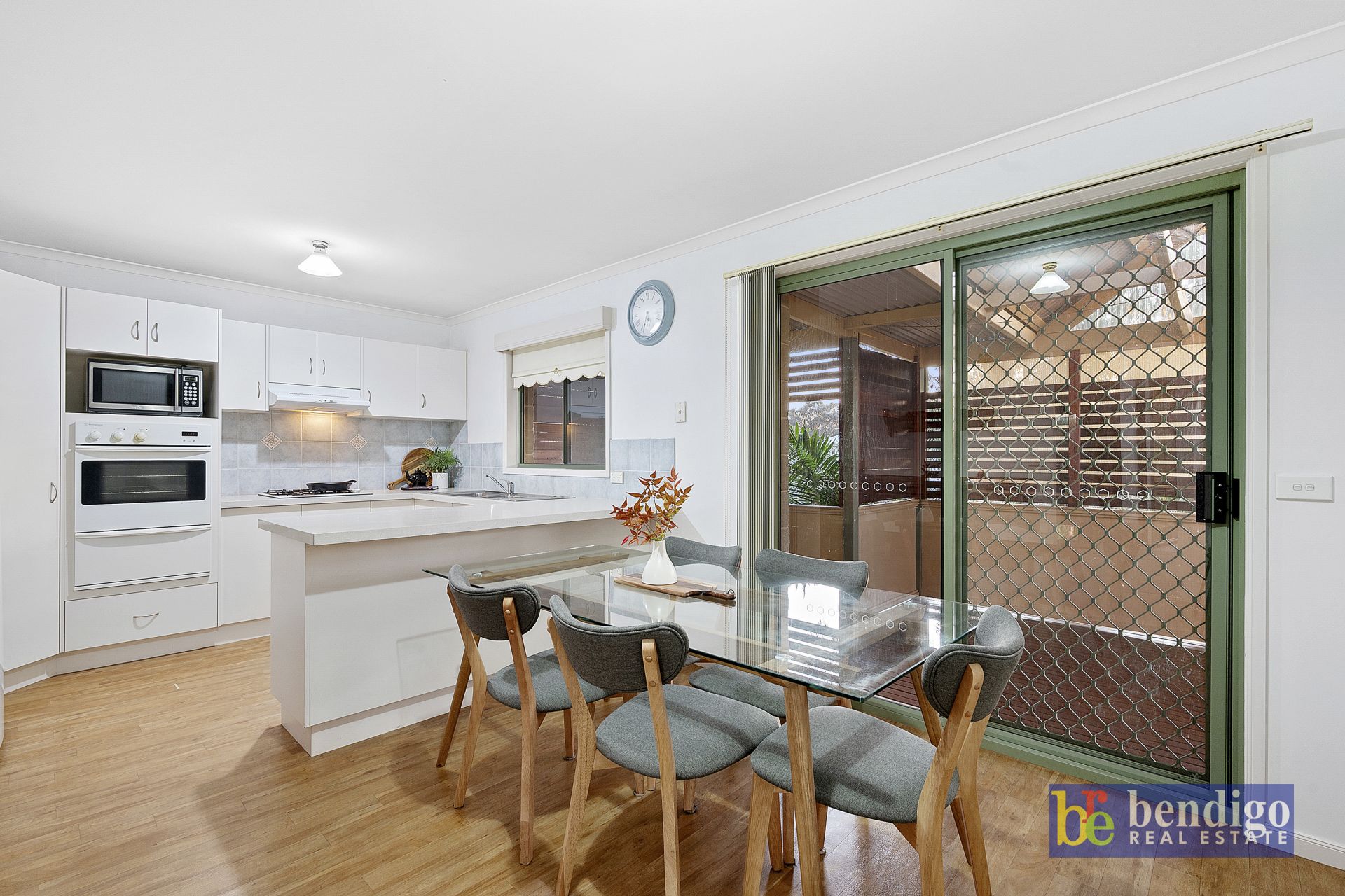 9 Davey Close Flora Hill VIC, Hill - Thumbnail 4