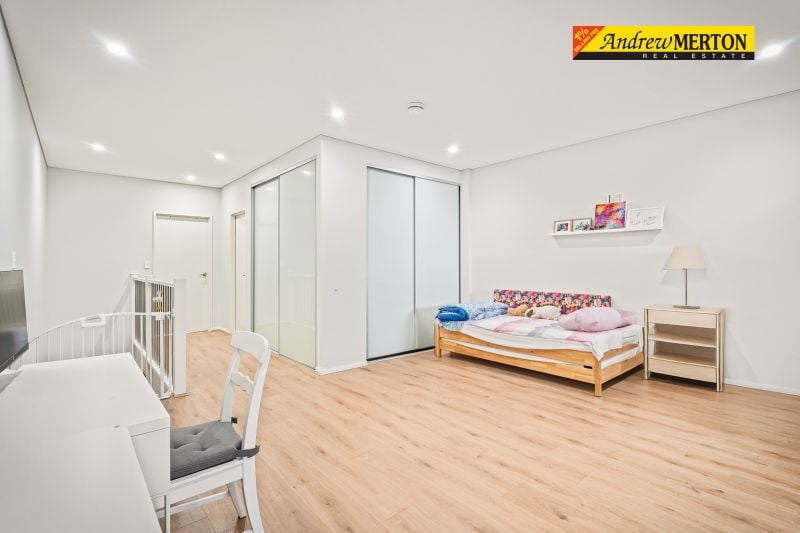 102/25 Railway Road, Quakers Hill