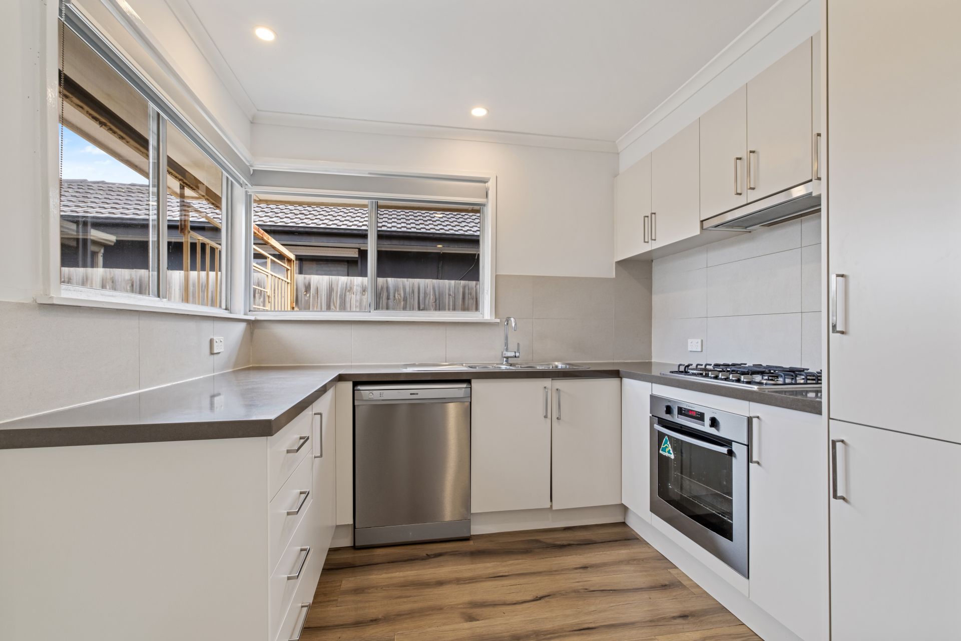36 Bates Avenue, Thomastown, Thomastown - Thumbnail 3