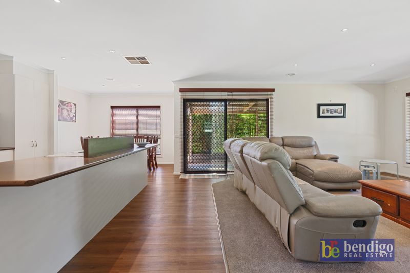 12 Greenfield Drive Epsom VIC, Epsom - Thumbnail 5