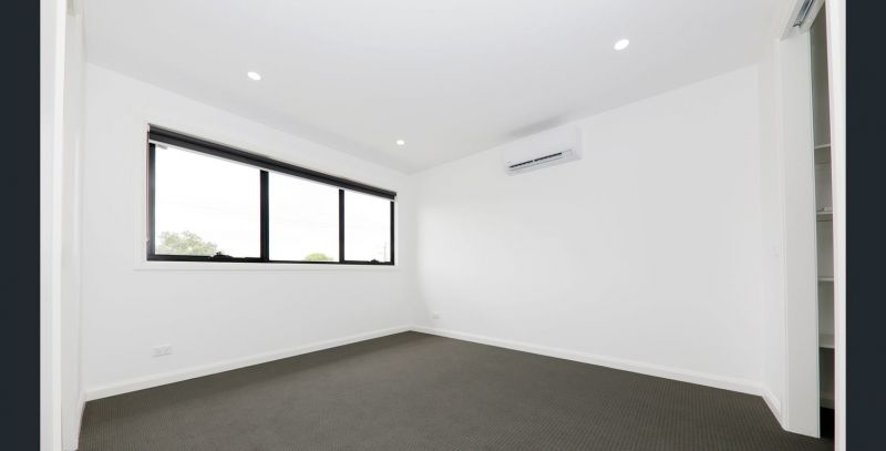 3 Farrington Avenue Altona North VIC, Altona North - Thumbnail 3