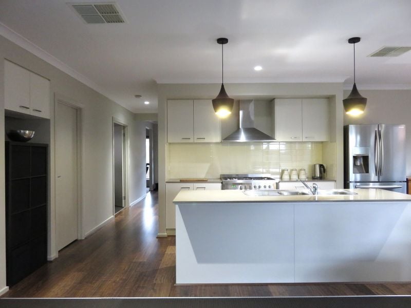 16 Calm Avenue, Craigieburn