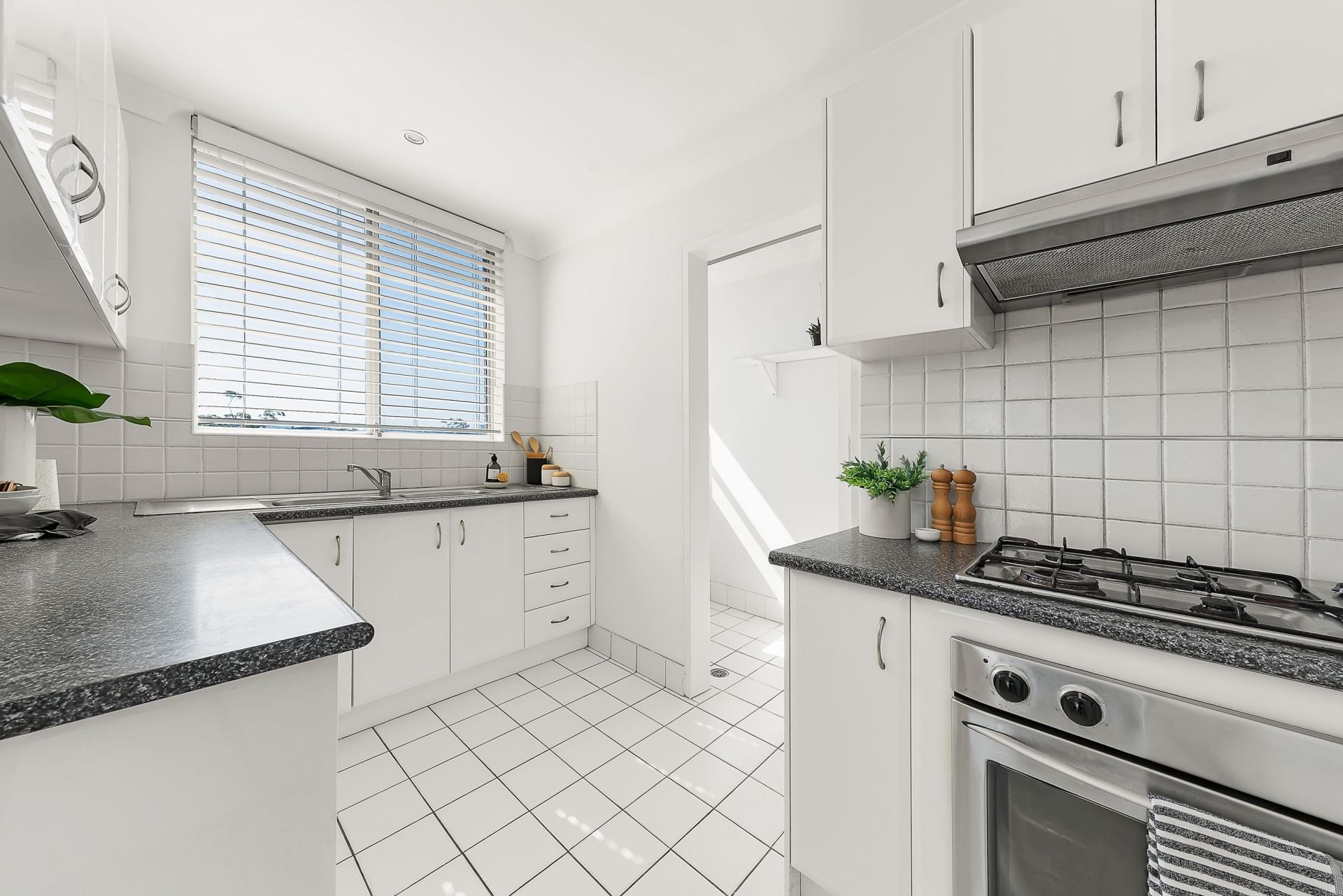 13/6 Bortfield DriveChiswick, 13/6 Bortfield Drivechiswick - Thumbnail 7