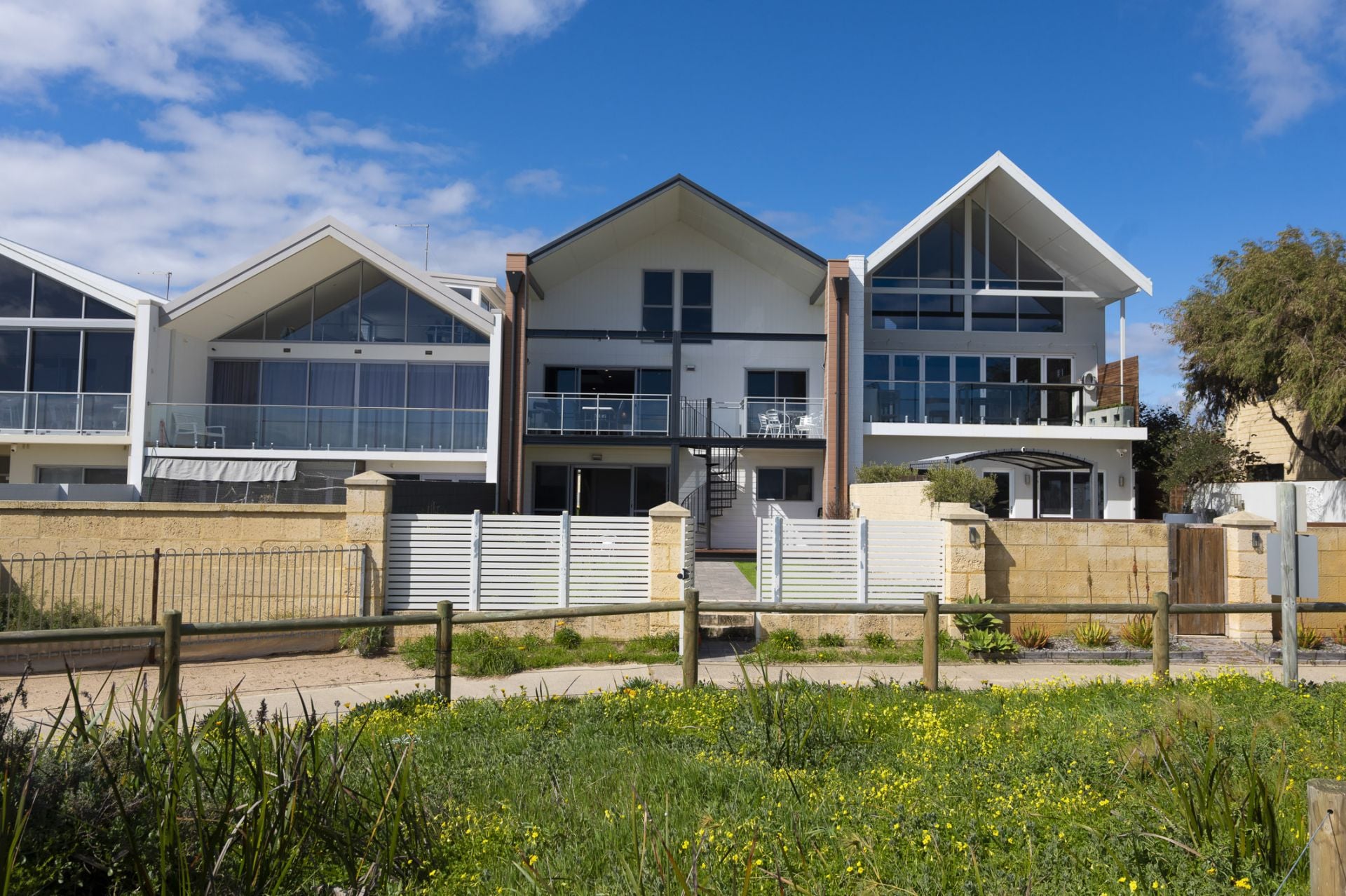 2/68 Hickman Road Silver Sands WA, Silver Sands - Thumbnail 3