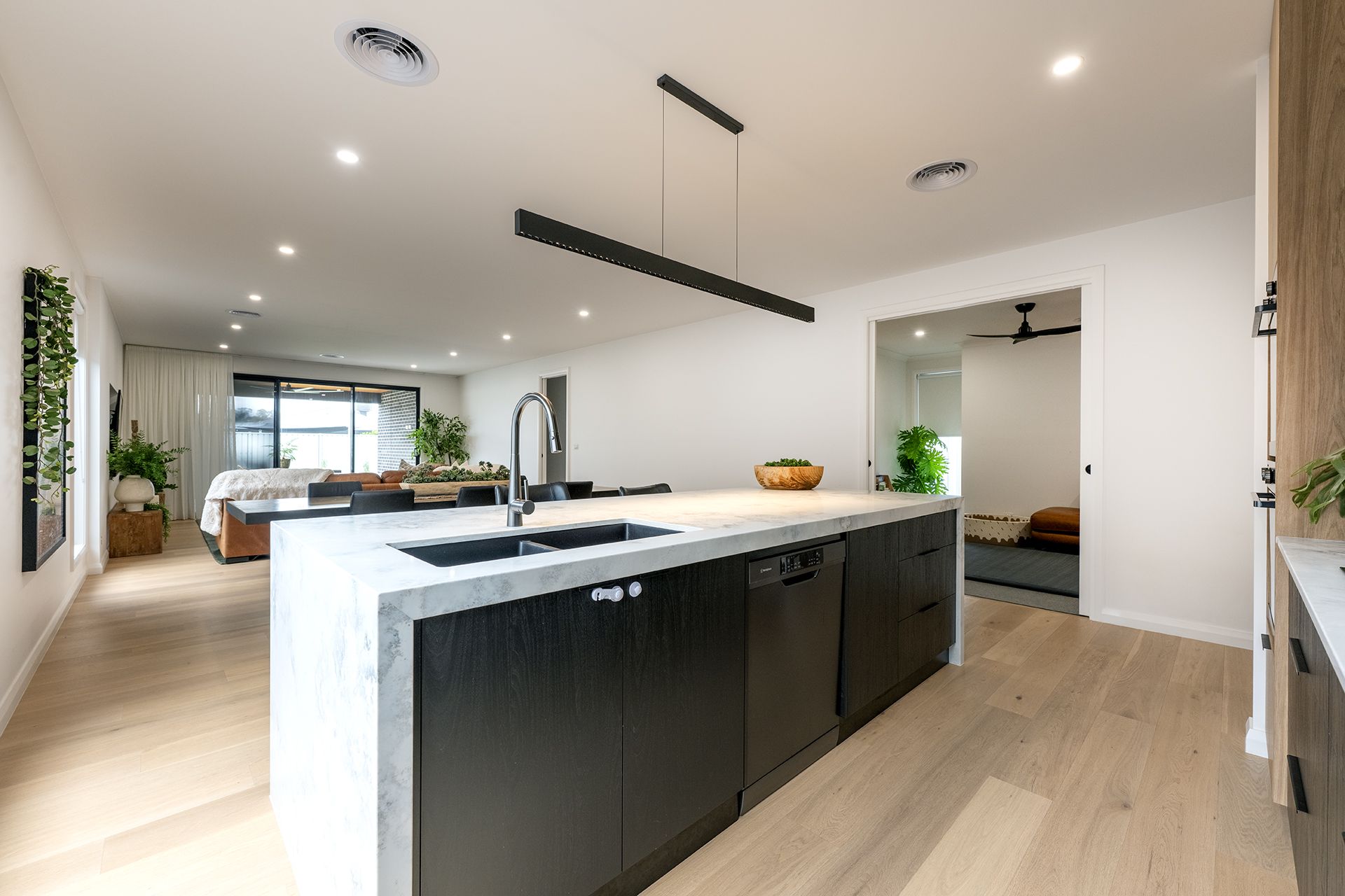 2/11 Dellar Crescent Horsham VIC, Horsham - Thumbnail 3