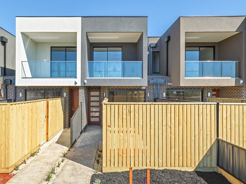 4/90 Saltlake Boulevard, Wollert