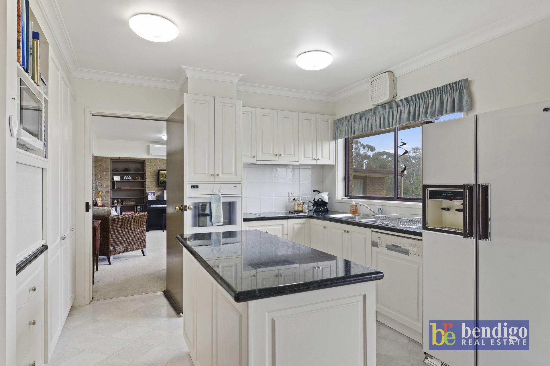 3 Nunn Street Flora Hill VIC, Hill - Thumbnail 5