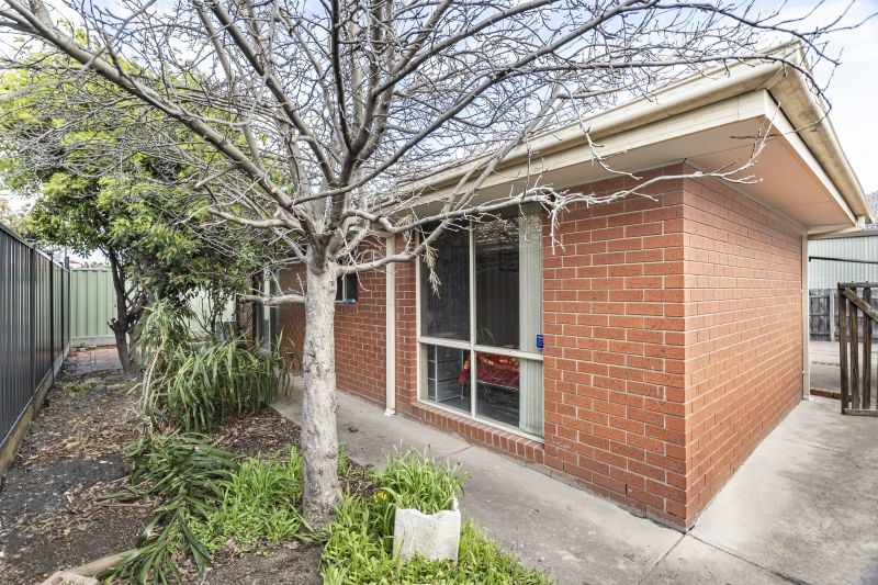 2/22 Network Drive, Lalor