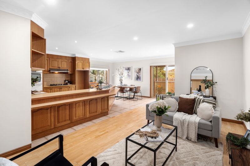 52 Pandora Avenue, Thomastown