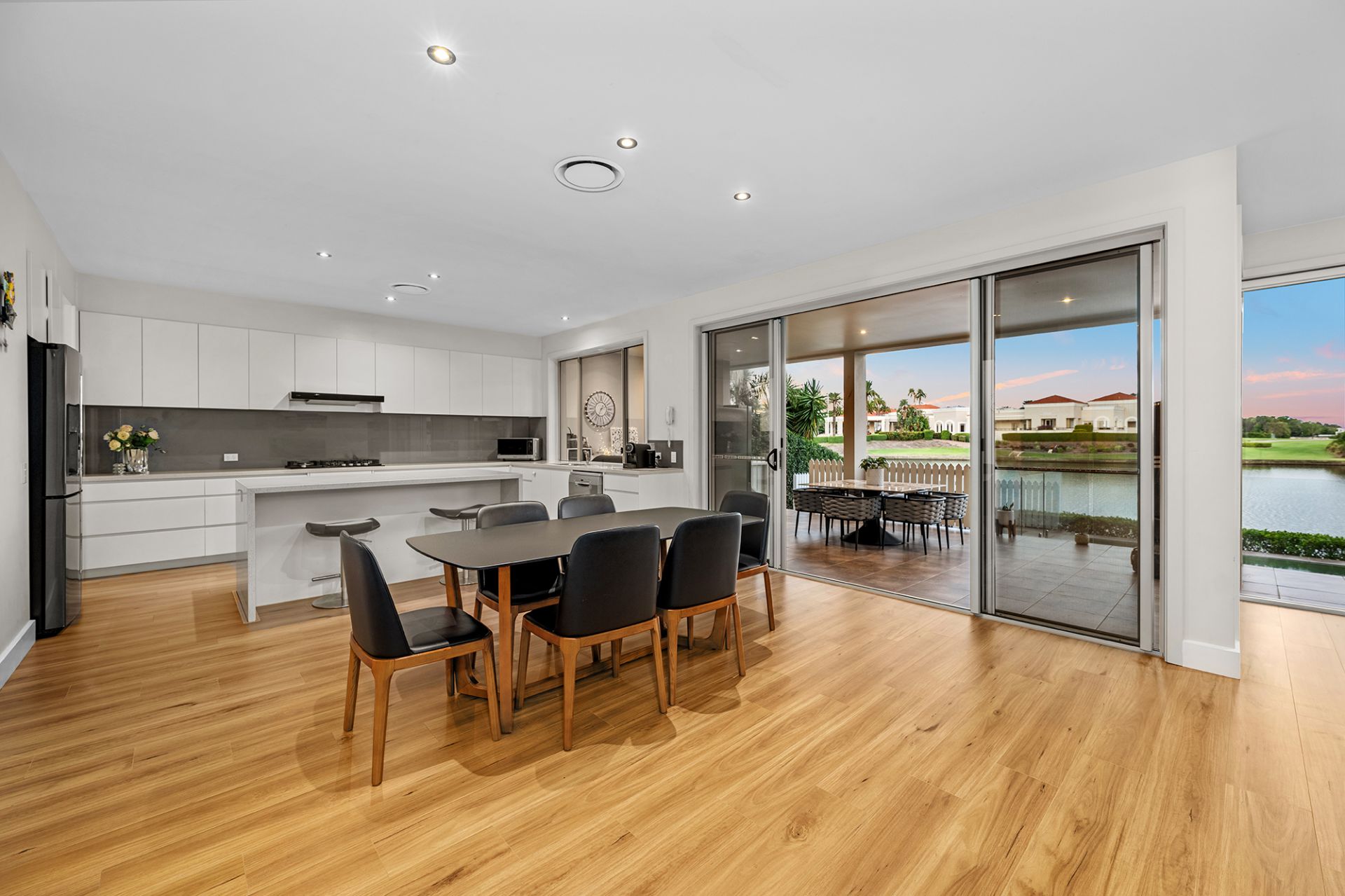 6177 Murten Court, Hope Island QLD 4212, Hope Island - Thumbnail 6