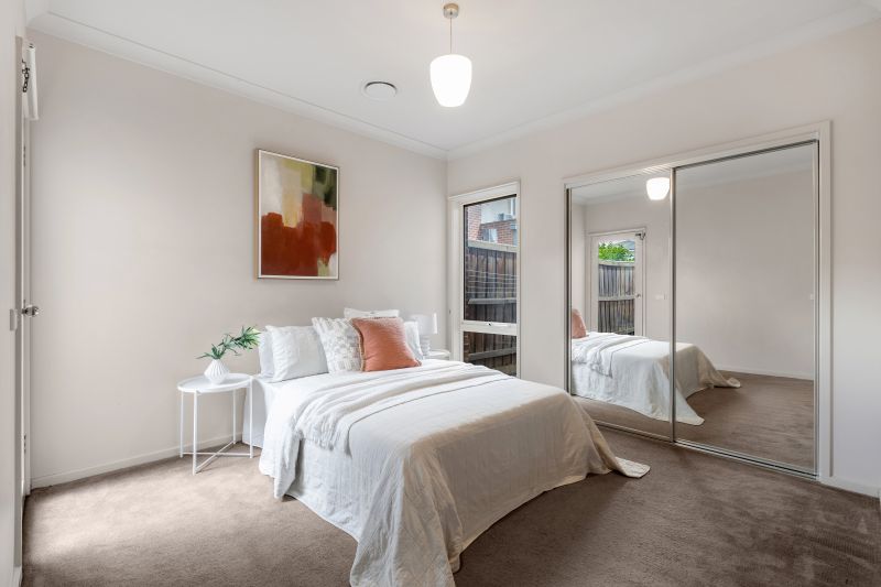 12 Shine Walk, Epping