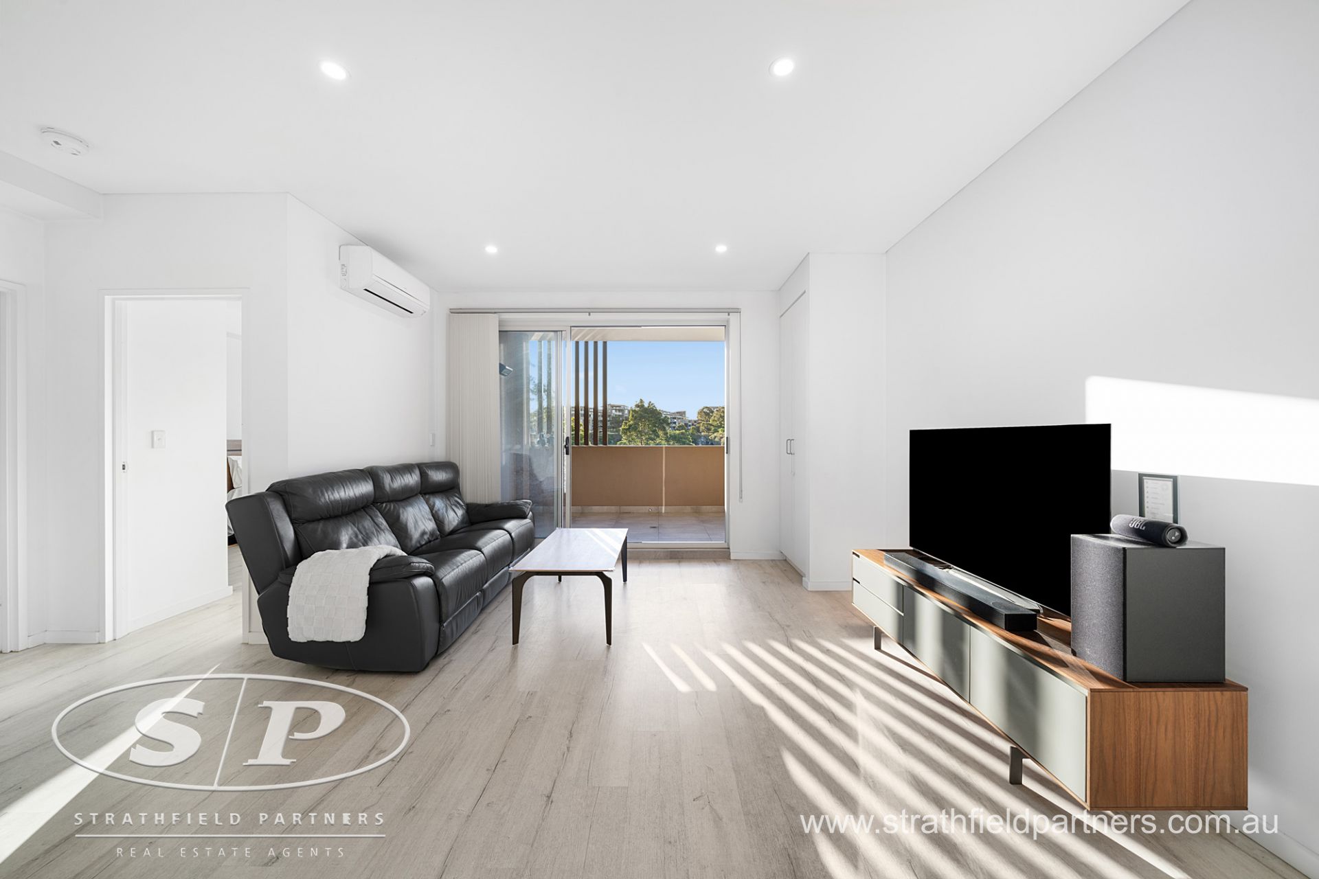204/12-14 Mandemar Avenue, Homebush West, West - Thumbnail 3