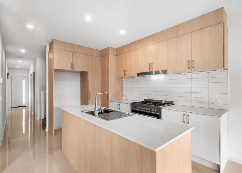 16 Conjola Way, Wollert