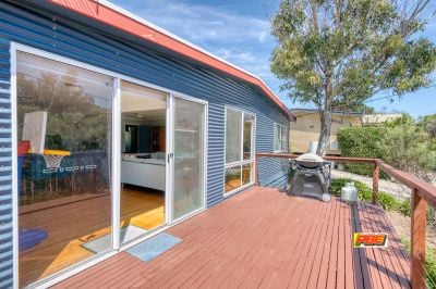 6 Pandora Avenue, Venus Bay VIC, Venus Bay - Thumbnail 3