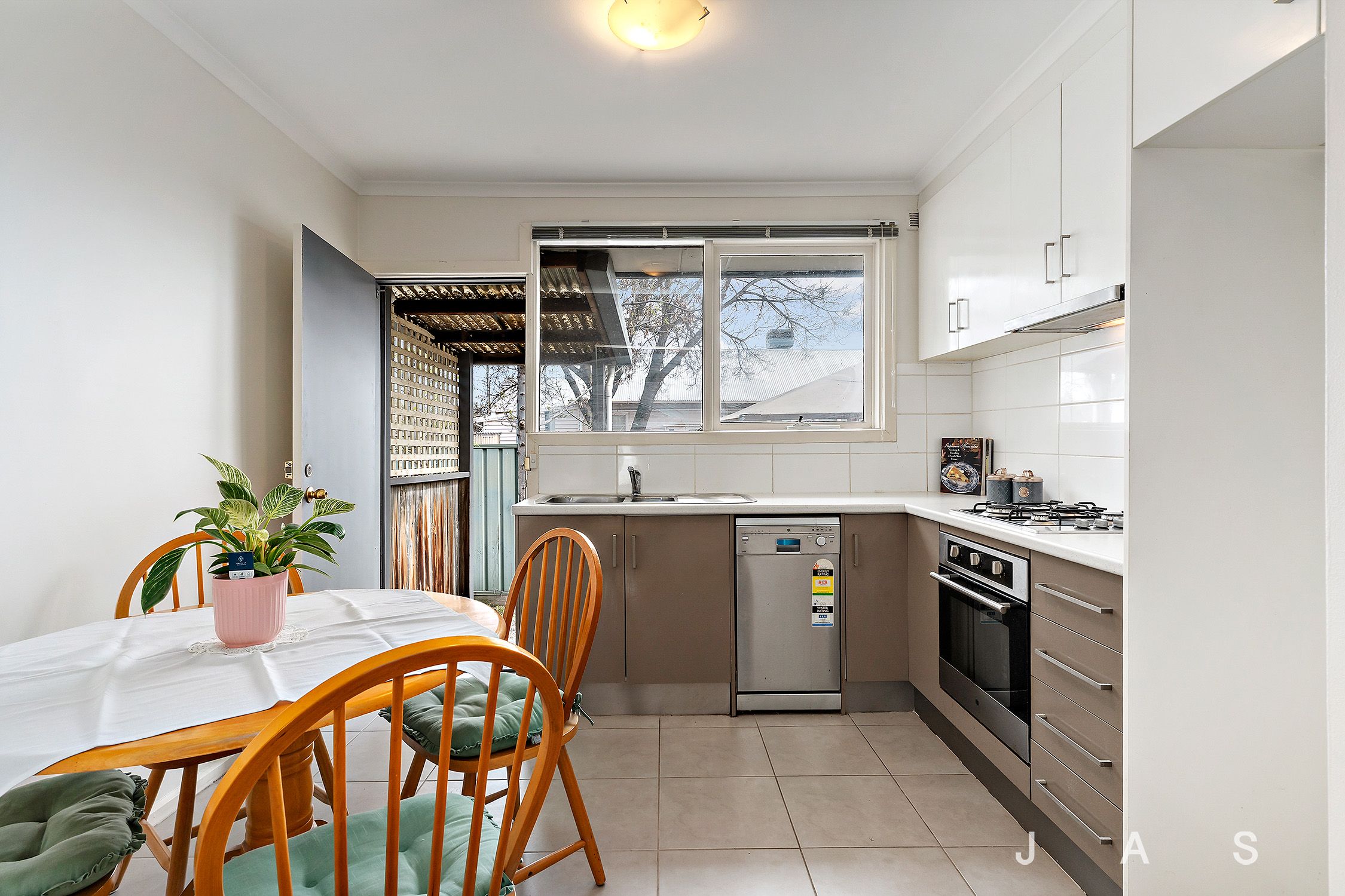 11/135-137 Essex Street West Footscray VIC, West Footscray - Thumbnail 3