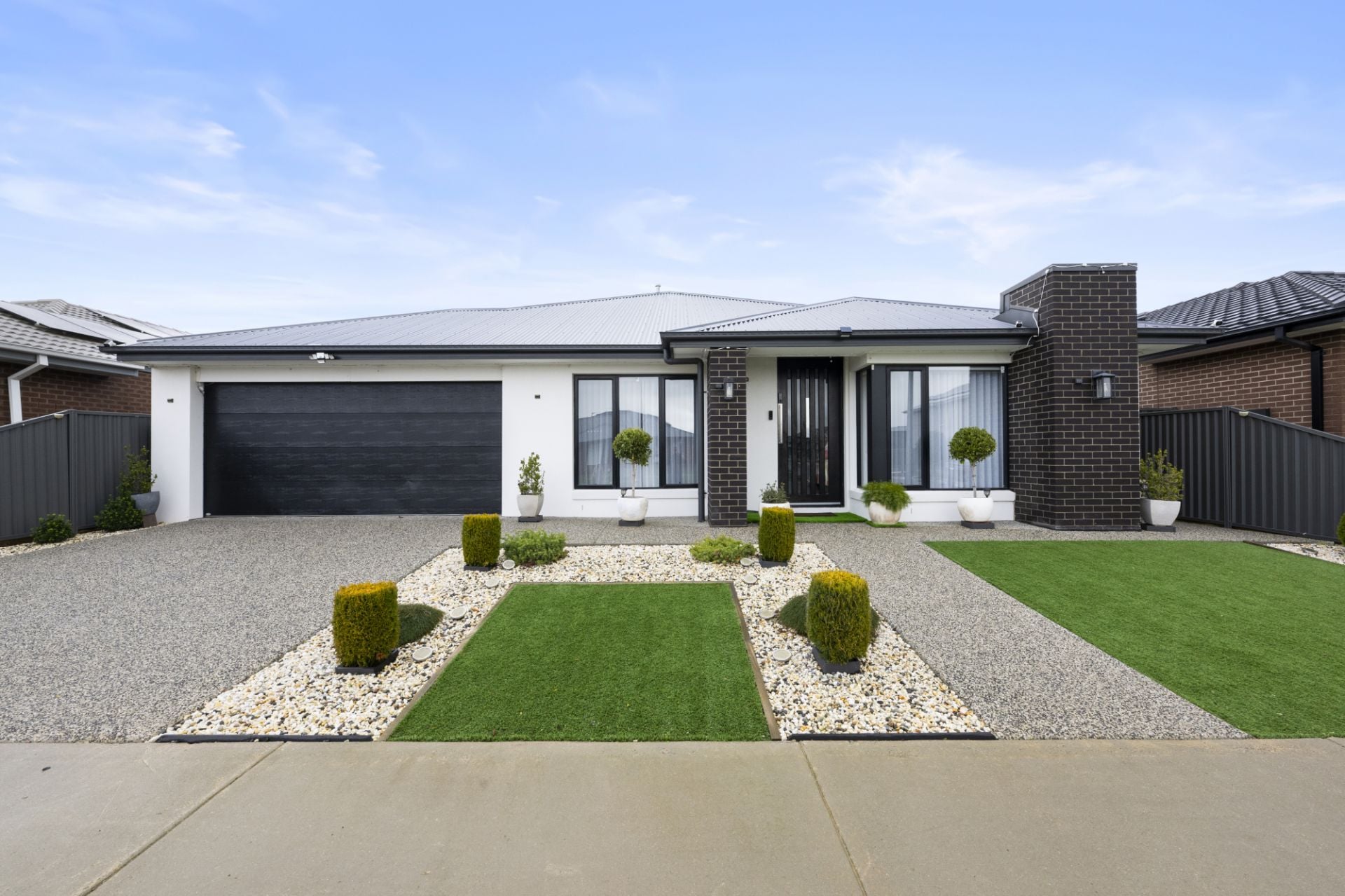 11 Hollioake Drive, Lucas, Lucas - Thumbnail 2