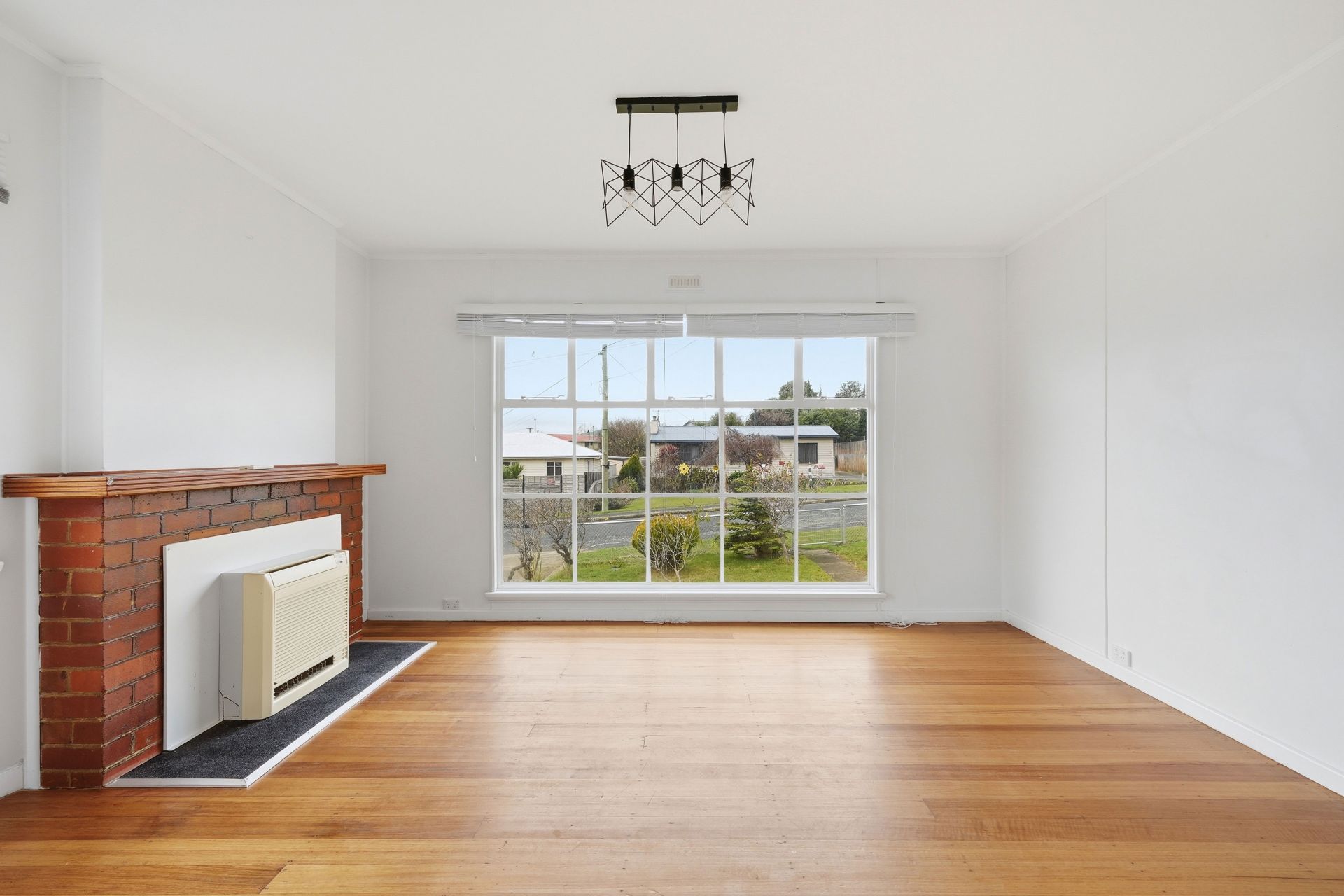 2 Arunta Cres Chigwell, Chigwell - Thumbnail 3