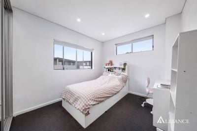 16 Grieve Crescent, Milperra NSW, Milperra - Thumbnail 7