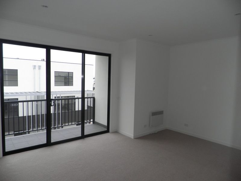 2/20 Hewitt Avenue Footscray VIC, Footscray - Thumbnail 3