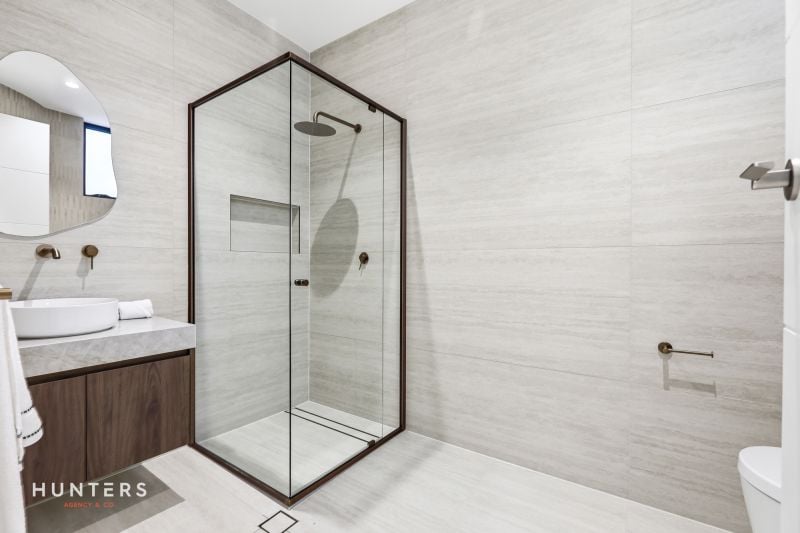 52 & 52B Lower Mount Street, Wentworthville