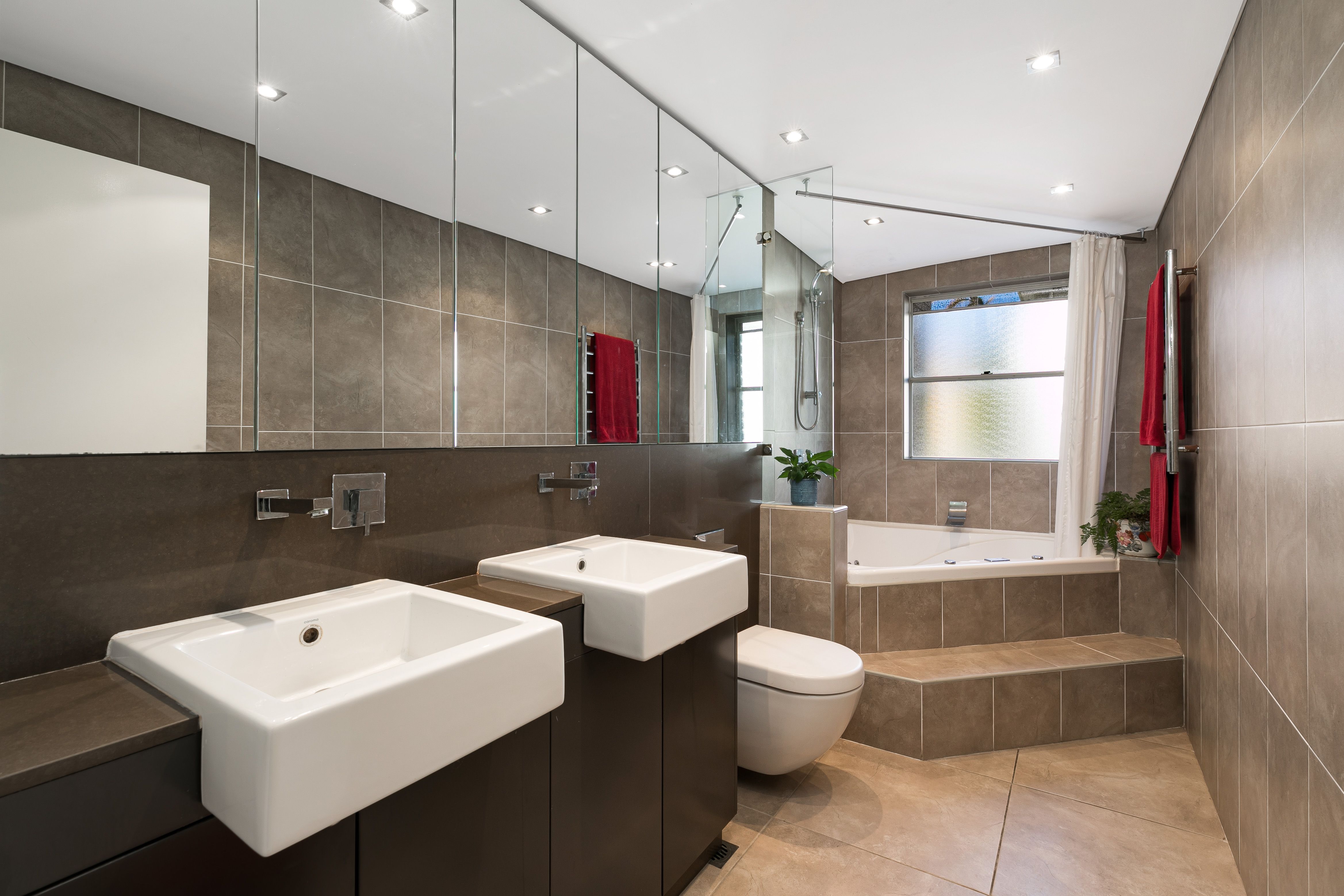 2/5-6 The Esplanade CRONULLA 2230