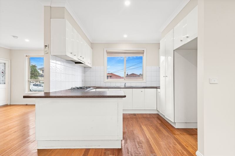 10 Herman Road, Lalor