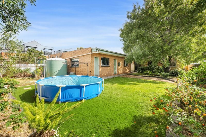 37 Macartney Street, Reservoir