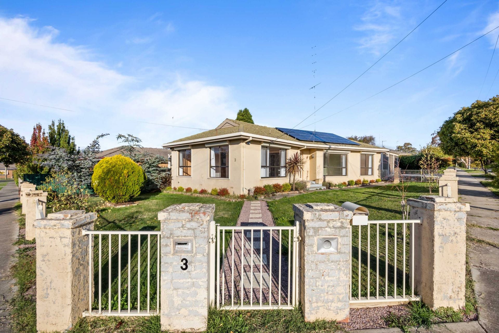 3 Theobald Street, Wendouree, Wendouree - Thumbnail 2