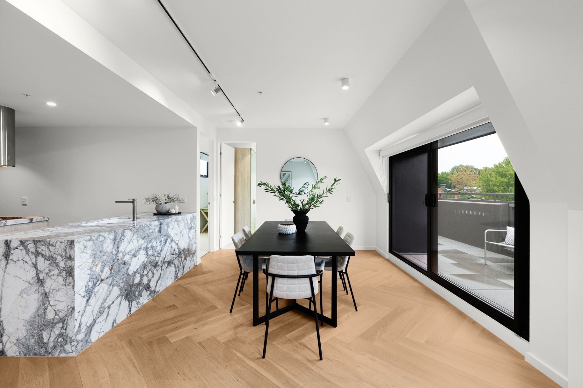 209/85 Maling Road, Canterbury, Canterbury - Thumbnail 6