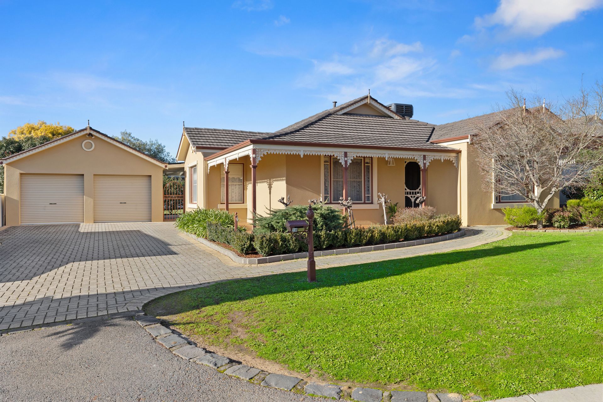 18 Tomkinson Drive, Golden Square, Golden Square, Golden Square - Thumbnail 2