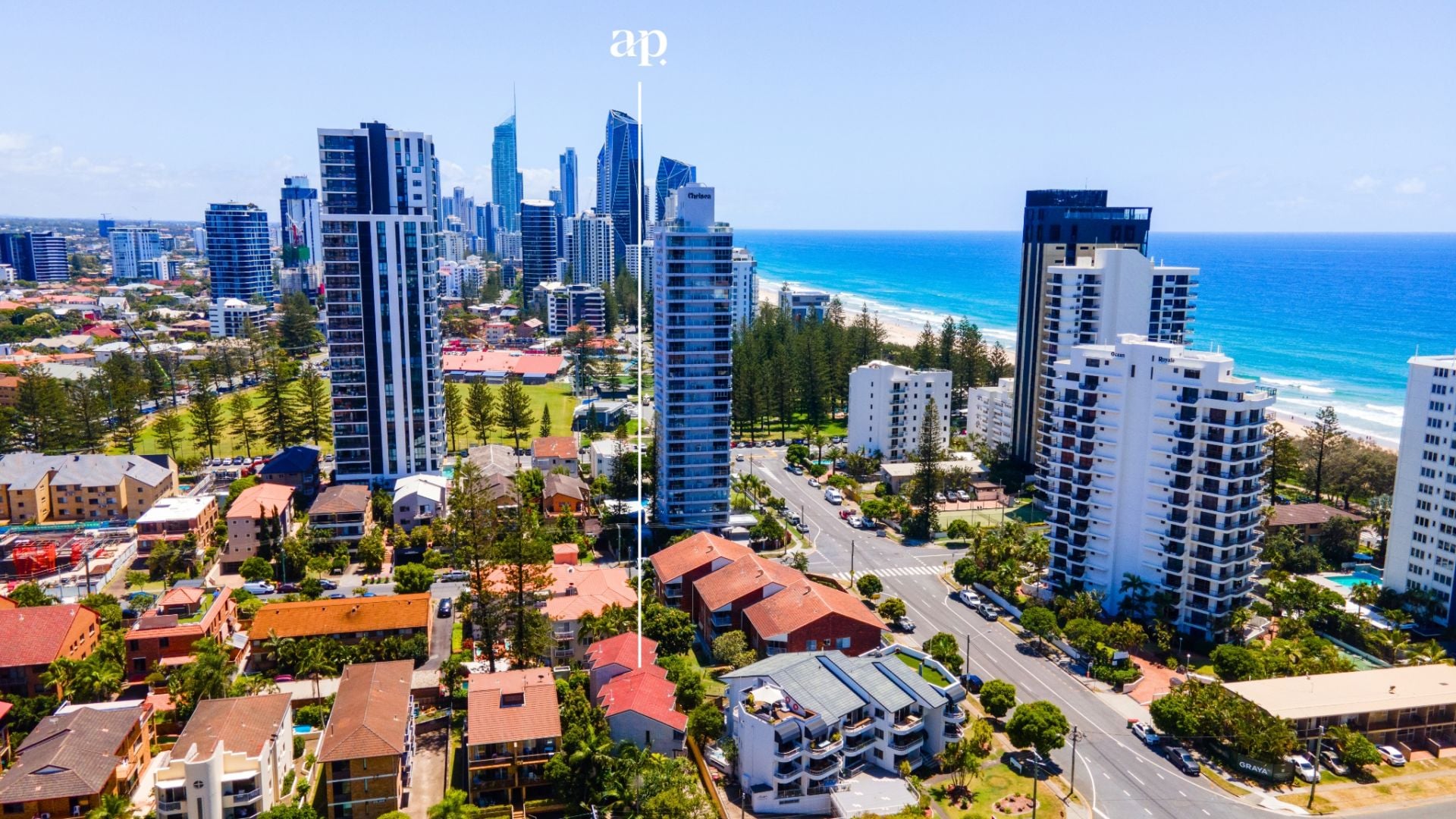 2/9 Australia Avenue, Broadbeach - Thumbnail 2