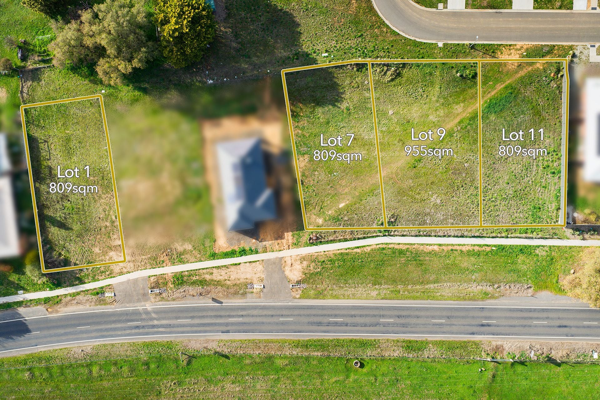 1-11 Midland Highway, Campbells Creek - Image 1