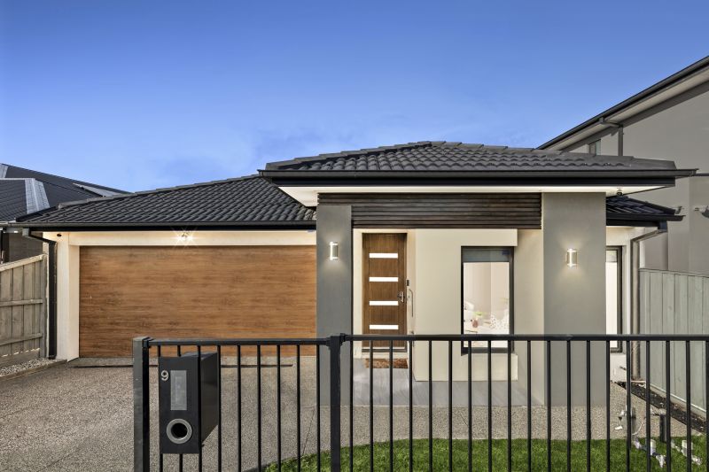 9 Loukas Drive, Wollert