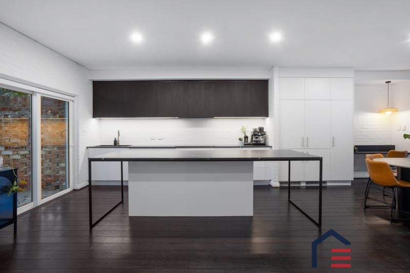 140A Seventh Avenue, Inglewood